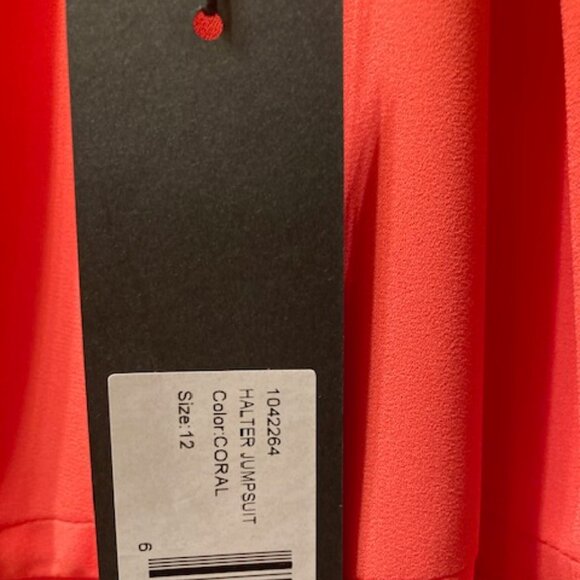 Halston Jumpsuit with train - Picture 4 of 8